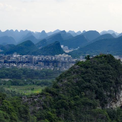 近几天去桂林穿什么衣服？