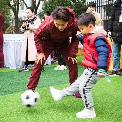 武汉市d类幼儿园工资怎么样