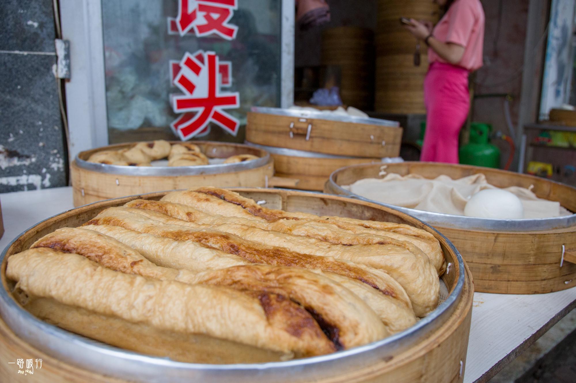 现在什么美食最受欢迎（做什么小吃比较简单并且喜欢吃的人还多）