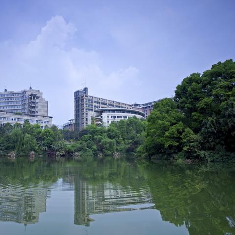 呼和浩特市呼市济民医yuan怎么样？好不好？是不是治疗精神疾病的最好的yi院？