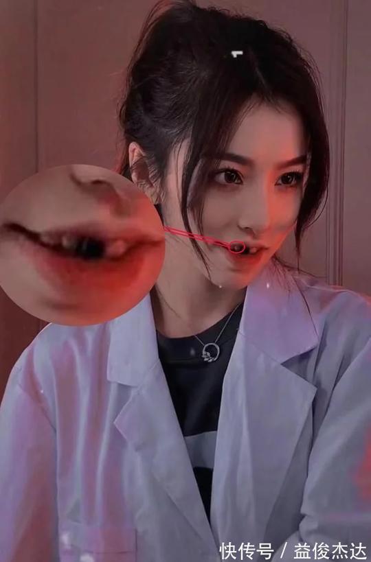 千万粉丝女网红cos医生？刘思瑶首穿白大褂，回怼网友的评论亮了