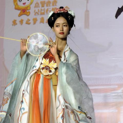 南宁市成人高考哪个好考