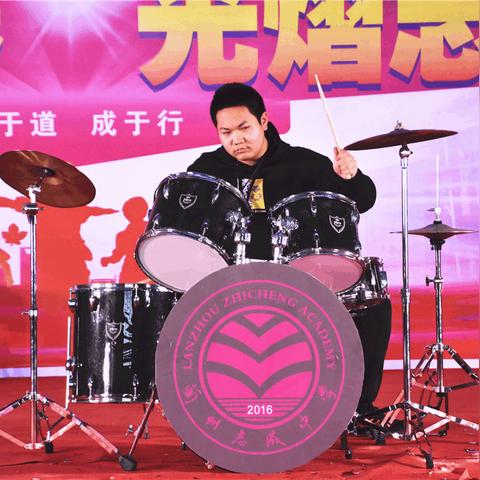 青岛志成中学怎么样？