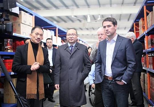 中国酒类电商销量冠军：创业十年坐拥百亿，他一天能卖掉10吨茅台
