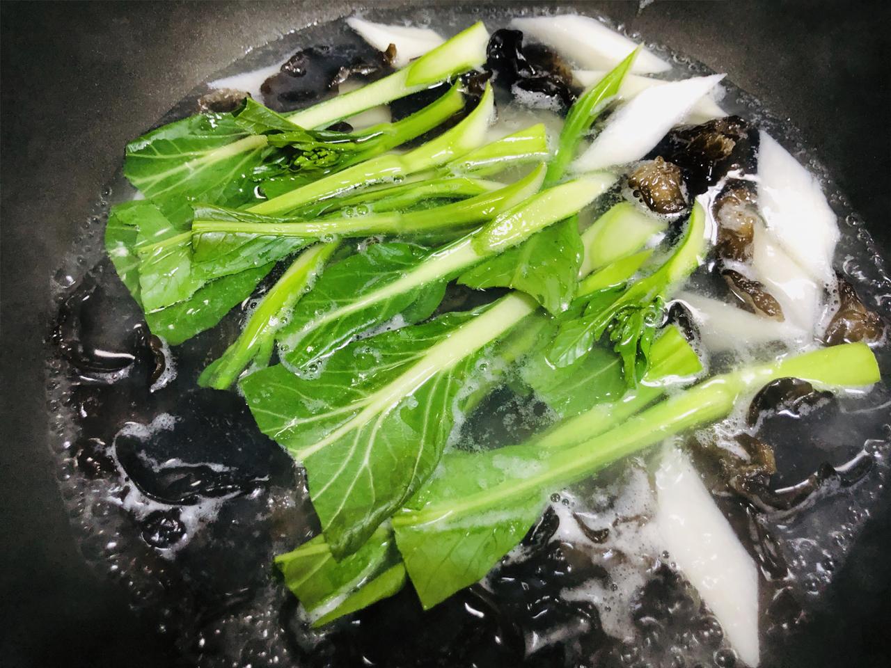 什么美食青菜多的（适合火锅的青菜品种有哪些）
