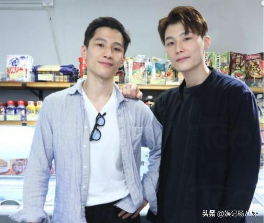 tvb戏骨双胞胎儿子出道失败，投资百万卖冻肉，62岁养6个子女