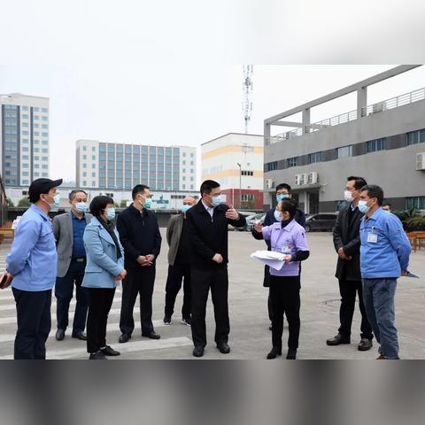 南宁沃尔玛超市几点营业？