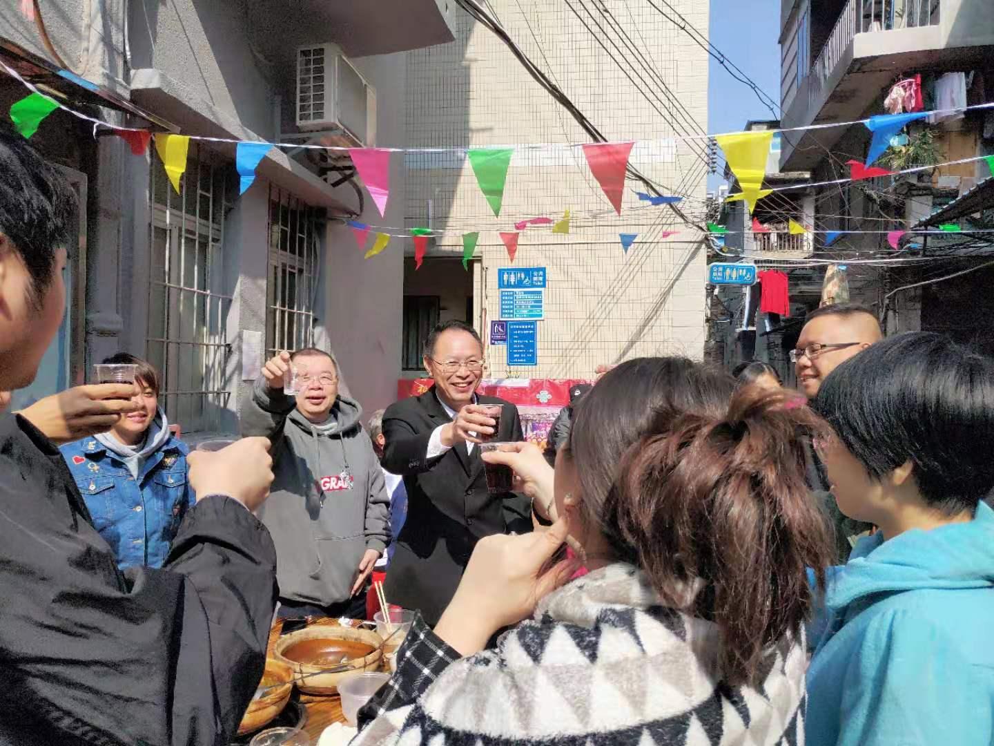 荔湾美食有什么好吃的（广州小吃一条街哪里正宗便宜）