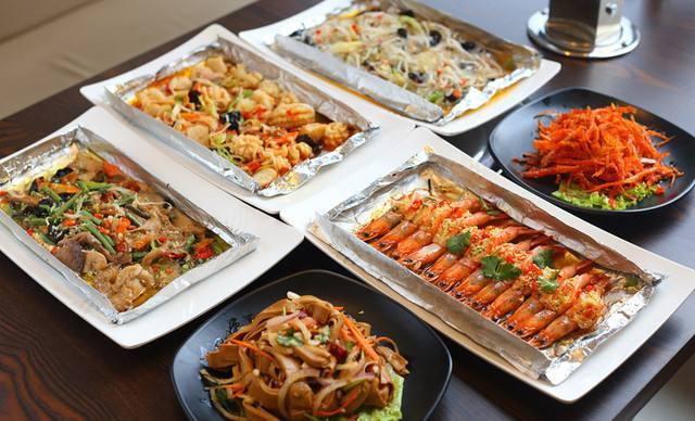什么美食投资少赚钱（9平方米大的小吃店）