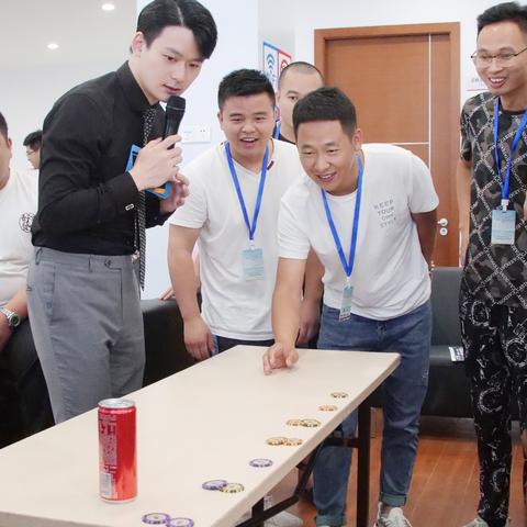 植物大战僵（植物大战僵尸，一场别开生面的绿色战役）