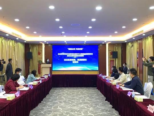 白云｜鹤龙街汇龙海峡两岸青年创业基地举办“情暖台青共渡时艰”活动，缓解返穗台湾青年防疫用品紧缺问题