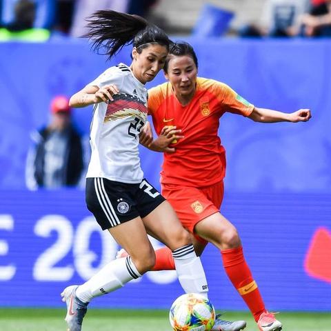 足球是怎么做的