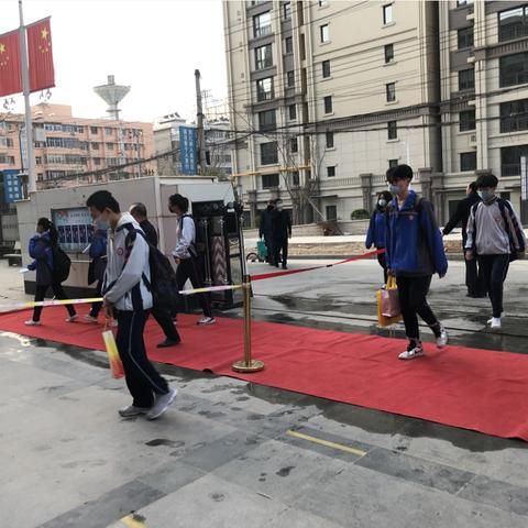 兰州市十中高中怎么样啊