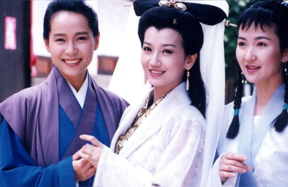 虎宝宝起名姓贾怎么取(秦可卿出殡为何如此声势浩大)