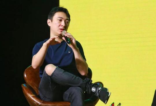不差钱的老王重回「中国十大富豪」，其创业经历堪称辉煌