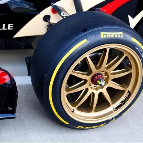 怎么用轮胎制作足球