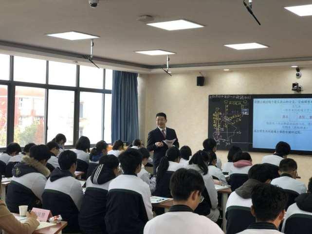 Excel有什么好用的技巧？（电脑除了游戏还能找出哪些乐趣？）