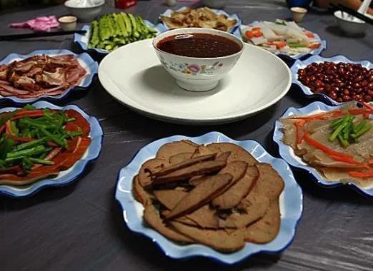 美食什么之旅（他们都是怎么赚钱的）