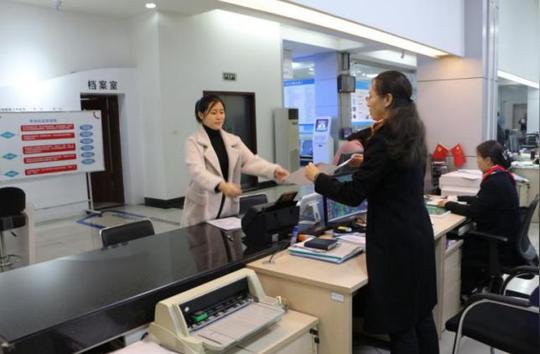 「新津」新津县行政审批局深化“放管服”促进民营经济健康发展
