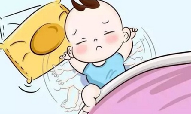 给新生宝宝喂奶时间有讲究