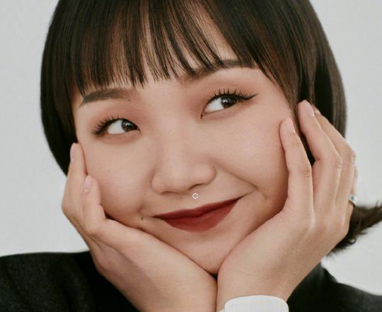 辣目洋子父母评价女儿颜值，妈妈评价很中肯，爸爸三字回复太敷衍