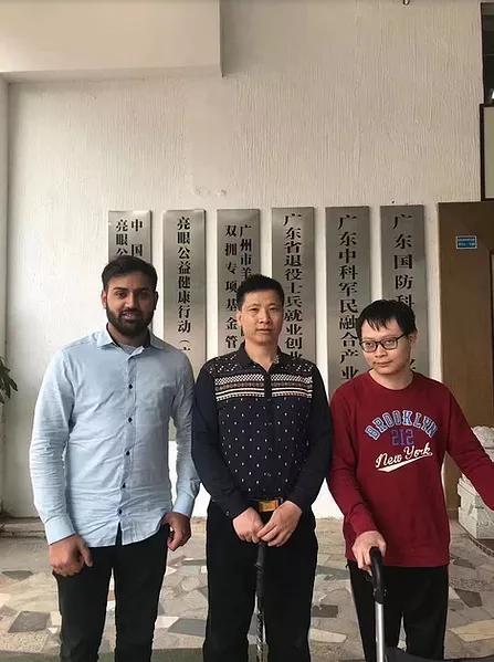辗转三国求学，脑瘫男孩不一样的反转人生|英伦创业人10