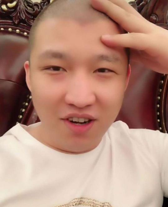 巴扎黑分析：李四只是躺枪，二驴年后将和辛巴杠上
