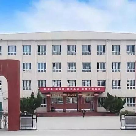 西乡中学和西乡实验学校哪个好？