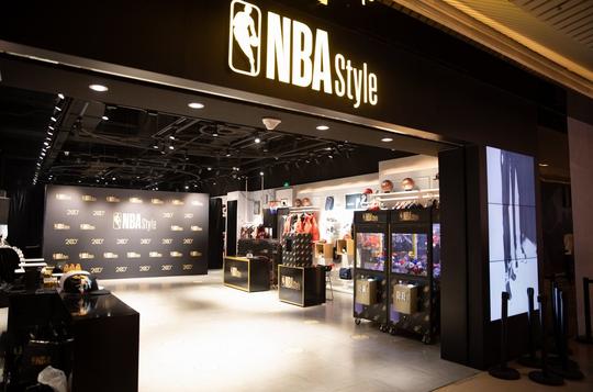 nba潮流服装店推出全新nbastyle标志，专注时尚生活领域