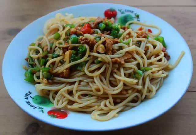 中国萍乡美食什么之乡（花蝴蝶辣条的介绍）