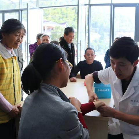 杭州医疗保险怎么交？