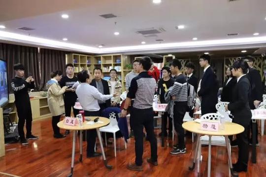 “创立方大学生创业路演周会”——武汉工程大学专场顺利举行