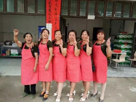 邵阳年龄最大的电商，她做的那些“土货”看着都流口水