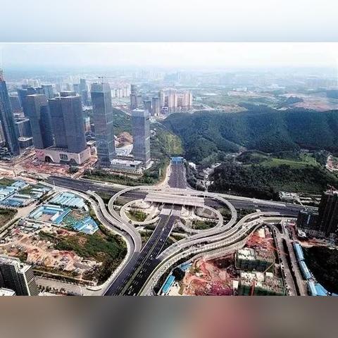 南宁市的英华学校怎么样