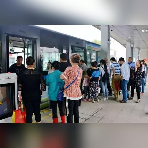 合肥市公交车多少台一辆