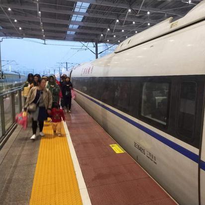 杭州市坐动车是在哪个站