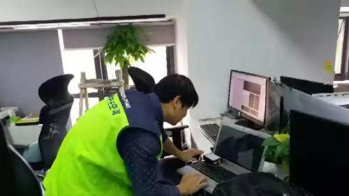 三星中 央空调的分贝高不高有噪音吗