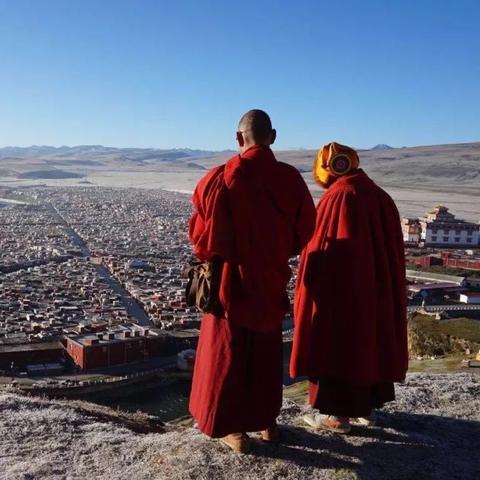 色达到兰州多少公里的相关长尾关键词有哪些