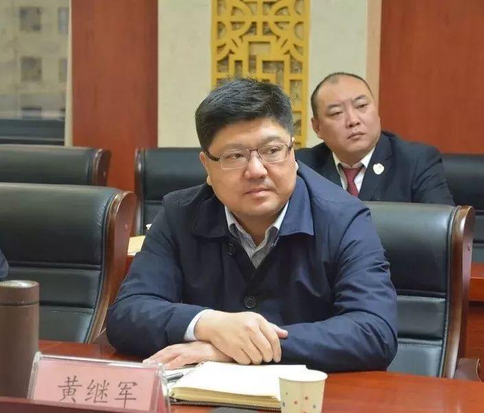 澳门最精准龙门客栈管家婆跟正版综合资料一资料大全_能否加强社区的联系;精彩的反馈之言、常常解释落实