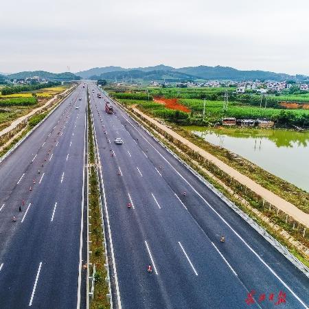 武汉市火车什么时候通车