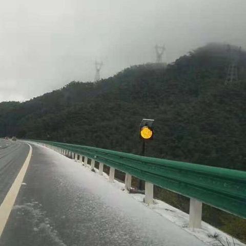 桂林封路图片相关长尾关键词有哪些