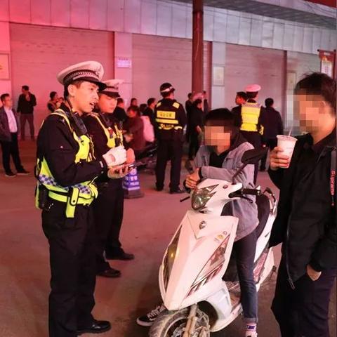 南宁市便民自行车怎么用