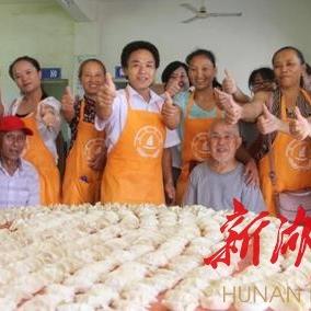厦门月嫂家政公司哪家比较正规？厦门月嫂价格？
