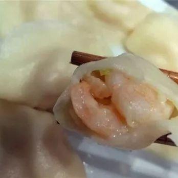 黑龙江人过年吃饺子蘸酱油还是醋，还是其他什么调料？