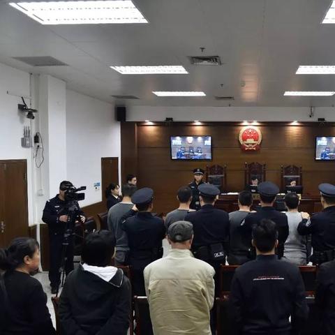 追逐飙车电影免费观看的长尾关键词有哪些