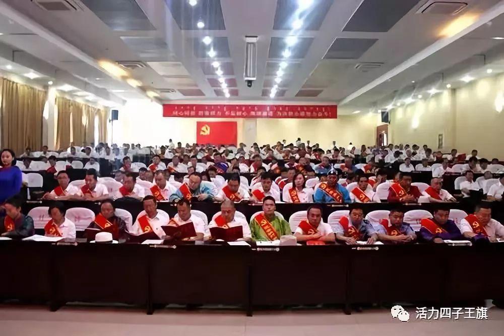 神舟有什么美食项目（神舟十一号宇航员主食是什么）