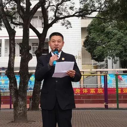 合肥站到安徽市合肥省第三十五中学怎么走？