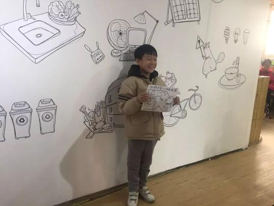 「义工行动」参观低碳生活馆