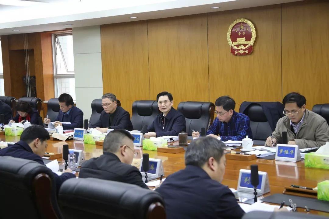 广西反腐风云再起，彭晓春落马揭示反腐无禁区