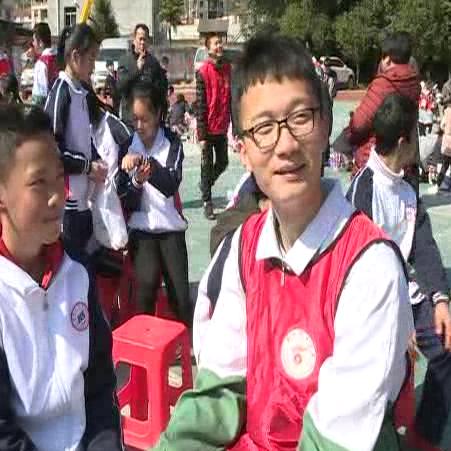 泉州市初二年段多少学生